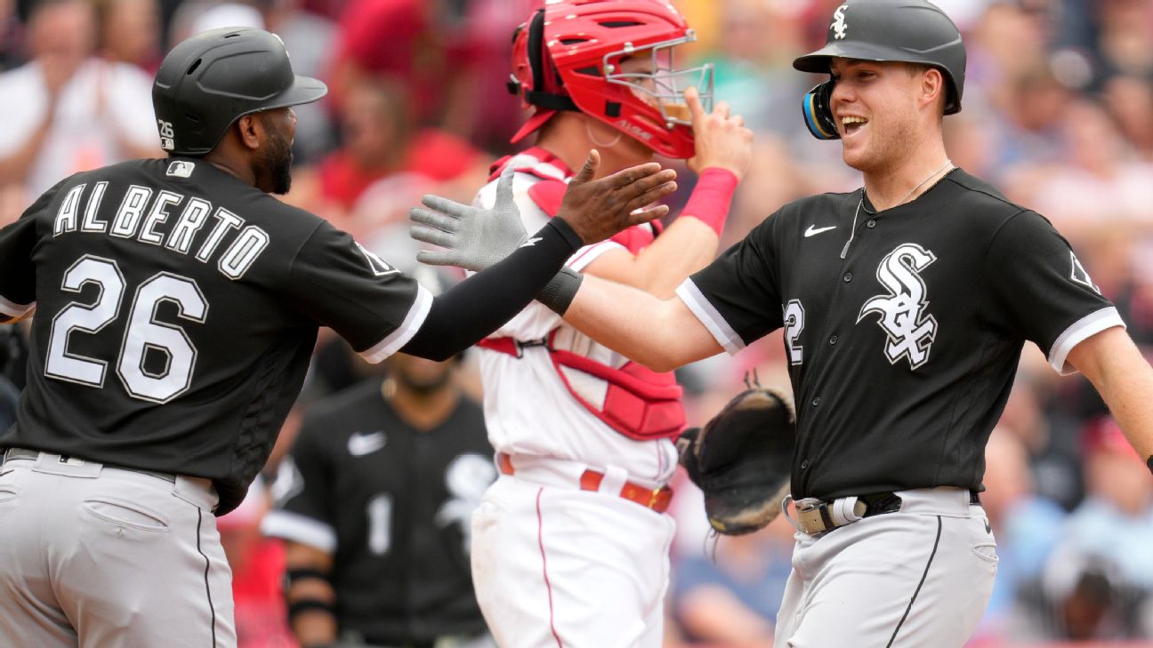 White Sox score 11 in 2nd, most in inning for club in 16 years