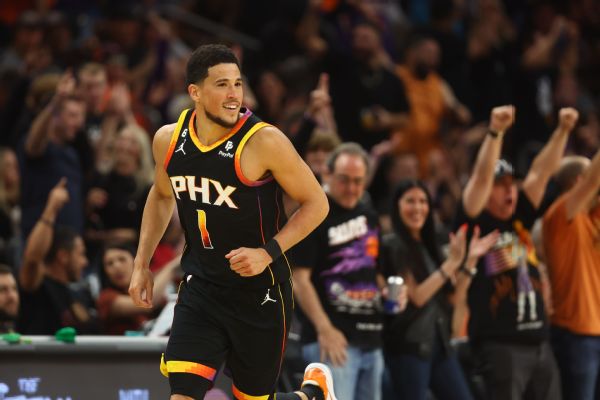 Suns tie series behind Devin Booker’s historic efficiency