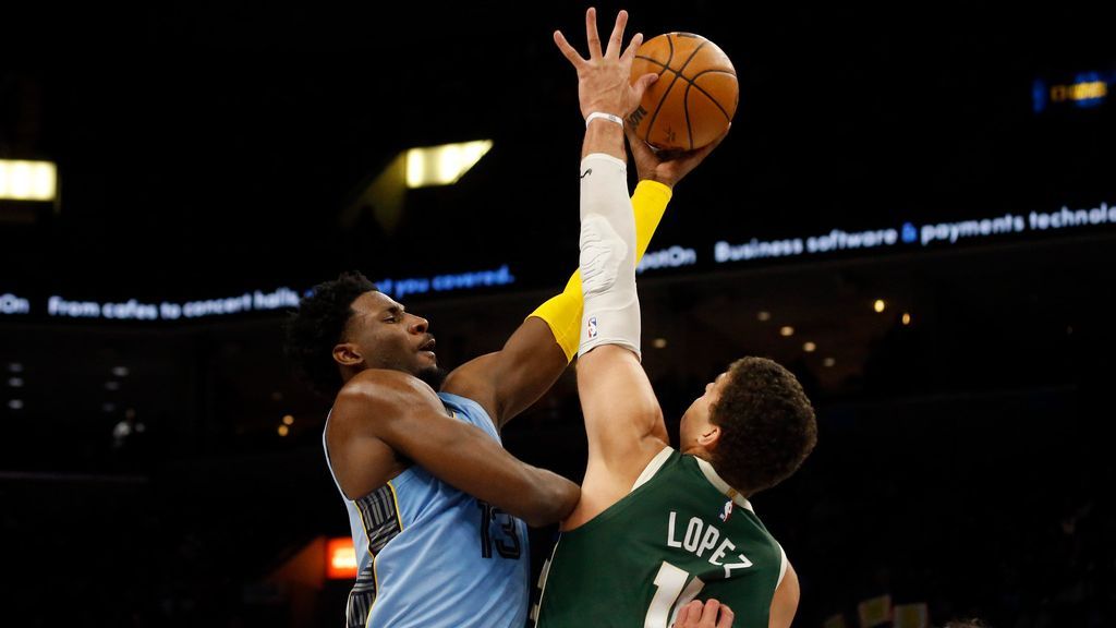 Jaren Jackson Jr., Jrue Holiday, Brook López lideran el Equipo Defensivo de  la NBA - ESPN