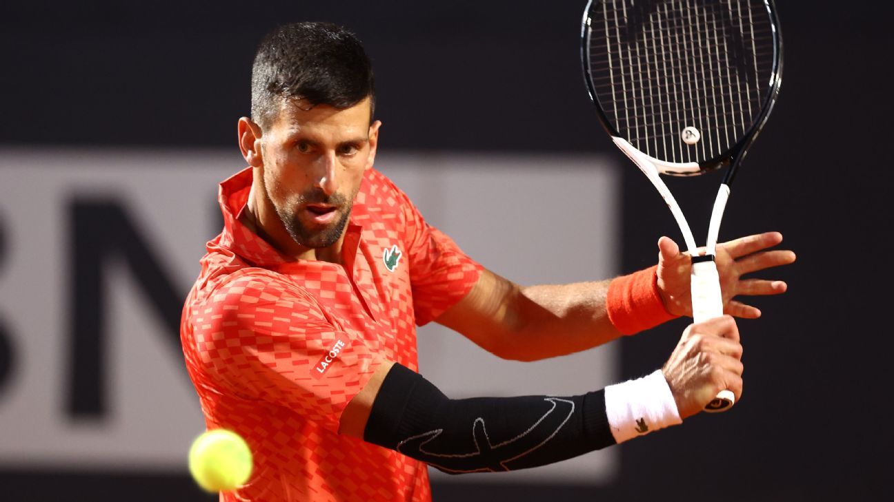 Djokovic tested by Etcheverry in opening Italian Open win; Swiatek cruises