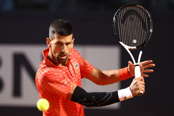 Djokovic tested, Swiatek cruises at Italian Open