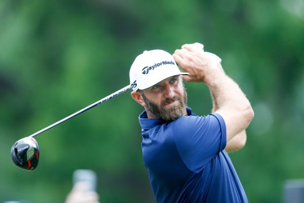 Late birdies lift Johnson, Gooch to LIV Golf finale