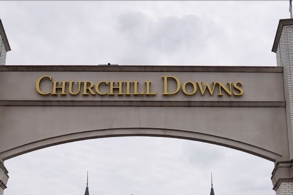 Churchill Downs [600x400]