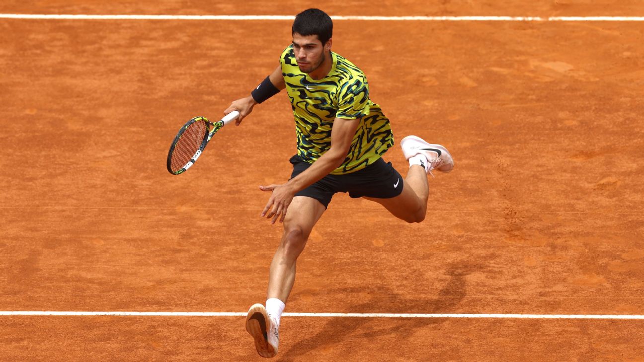 Carlos Alcaraz will face an Italian qualifier in the French Open