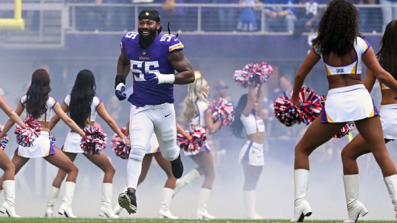 Vikings finalize Za'Darius Smith trade, sign a pair of Minnesota