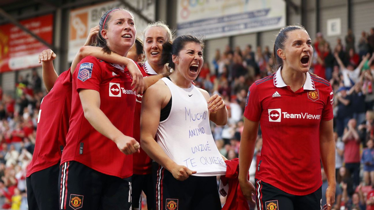 WSL hopes alive as Utd win Manchester derby