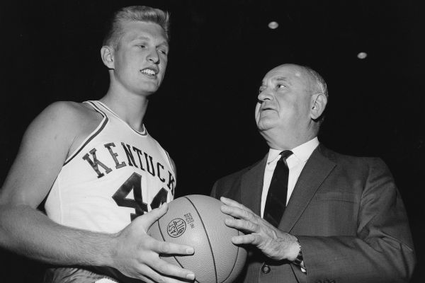 Charles Nash, multi-sport athlete who starred at Kentucky, dies