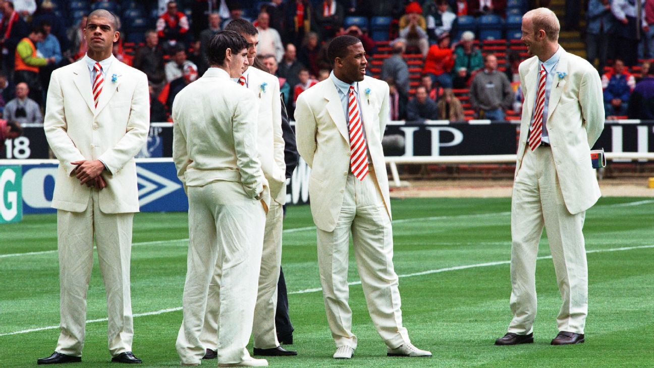 Man United legend Ferguson aims dig at Liverpool for infamous white FA Cup final suits