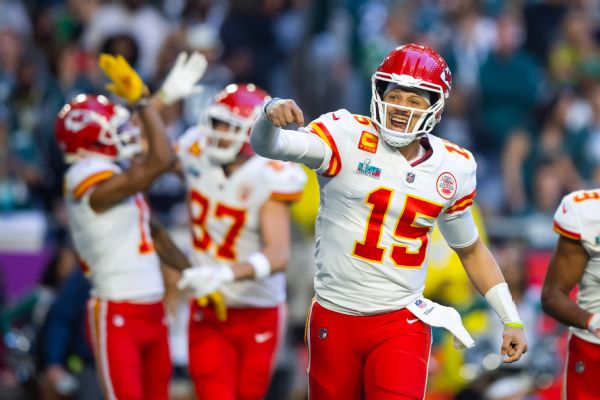 Champion Chiefs honored as top team at ESPYS