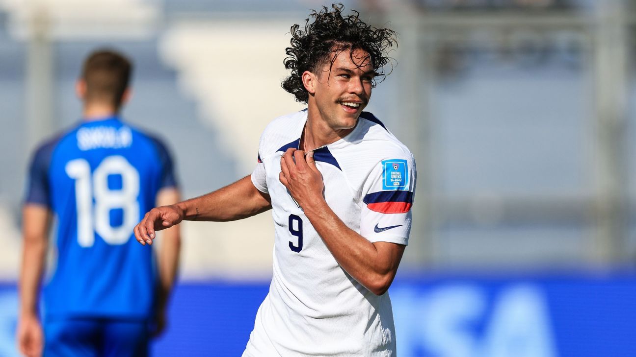 Cowell stars as U.S. stays perfect at U20 WCup