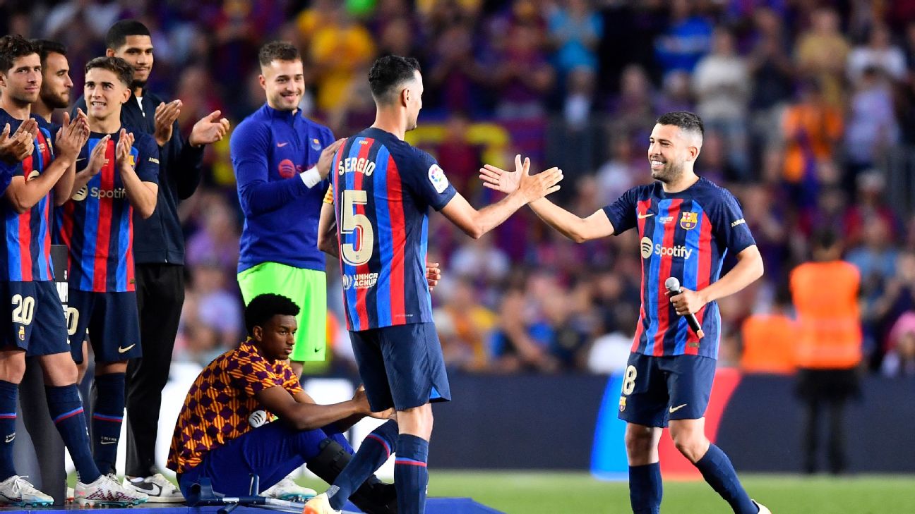 VIDEO: Xavi Hernandez makes his final Camp Nou exit with tears in