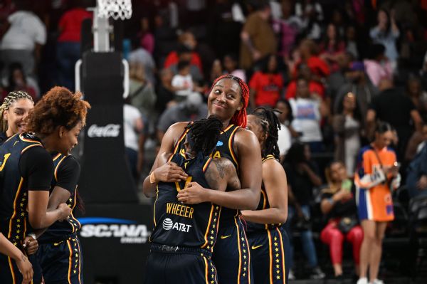 Fever win, end WNBA's longest losing streak at 20