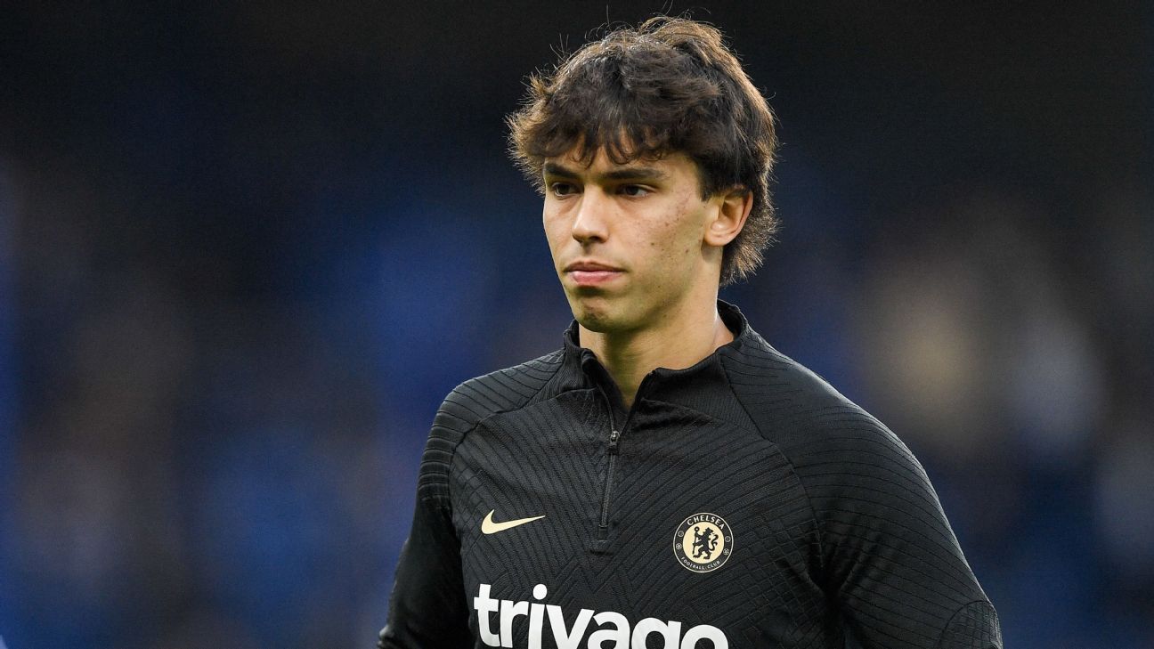 Chelsea transfer news: Barcelona assessing legality of re-signing