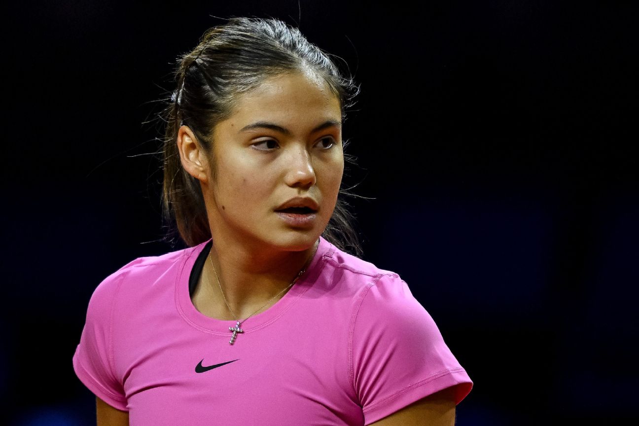 Raducanu practices for first time since surgeries