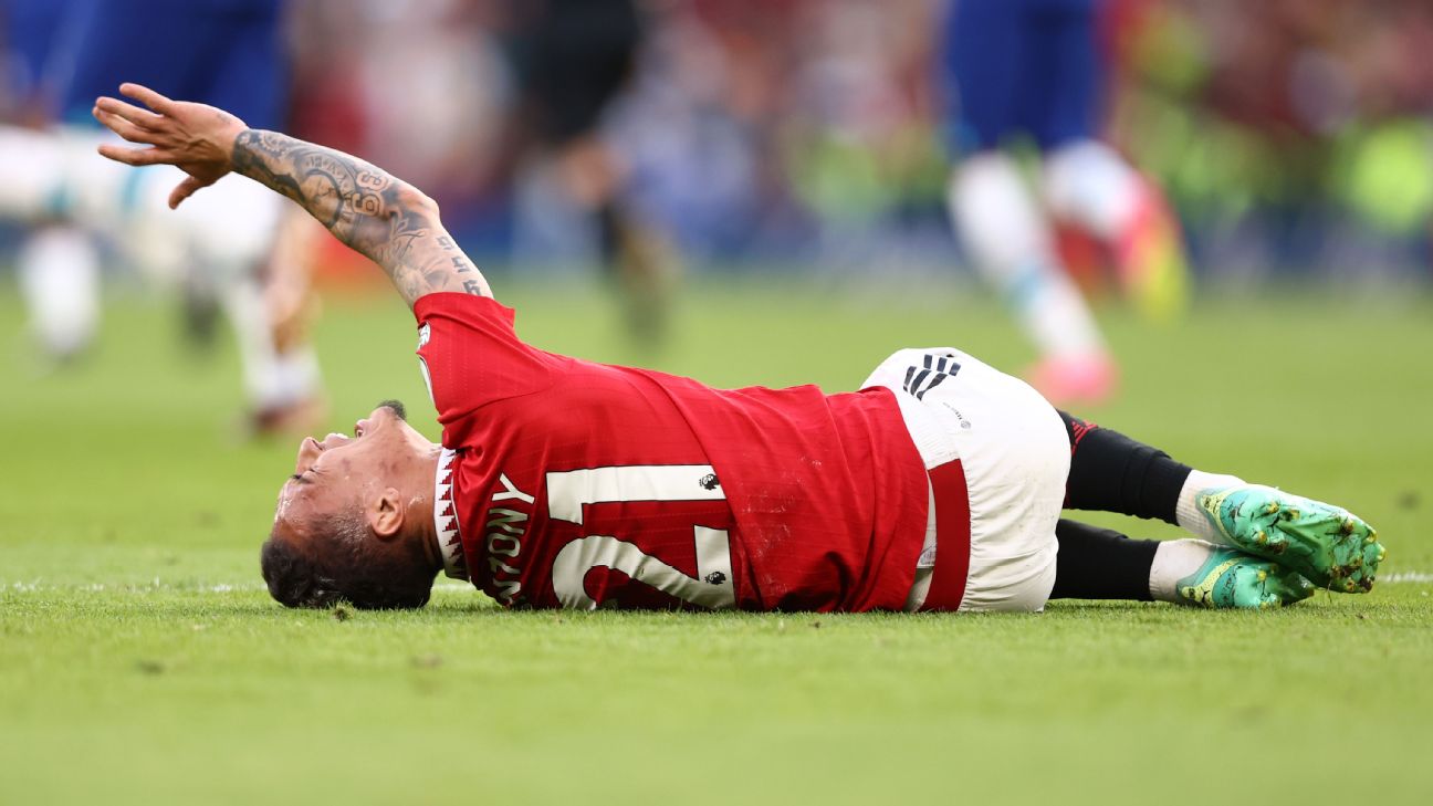 Man Utd's Antony (ankle) set to miss FA Cup final