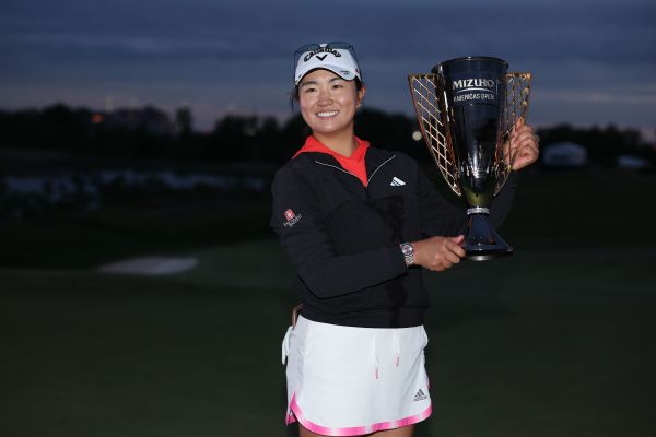 Zhang 1st since '51 to win LPGA title in pro debut