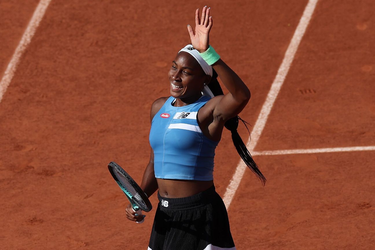 Gauff makes third straight French Open quarters