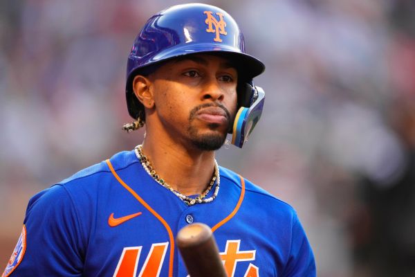 Mets' Lindor exits early with flu-like symptoms