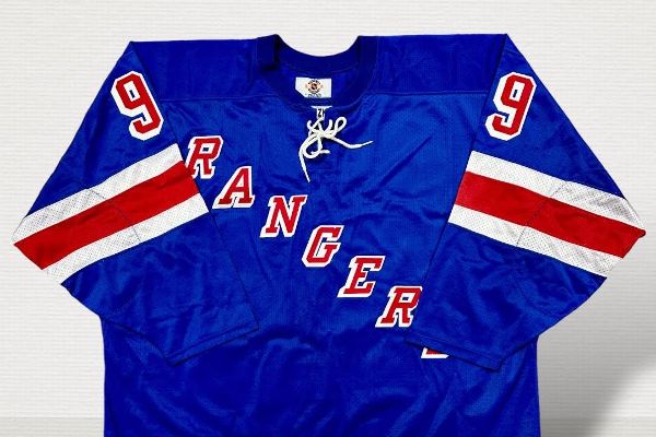 Mike Eruzione's 'Miracle on Ice' jersey sells for $657,250 at auction