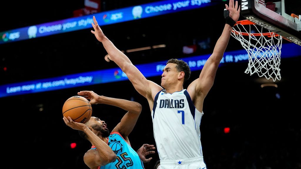 10 things to know about Mavs' Dwight Powell, including why he's the