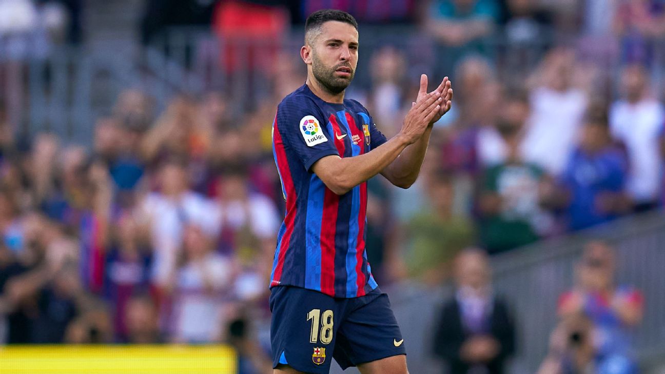 Sources: Miami makes approach for Barca’s Alba