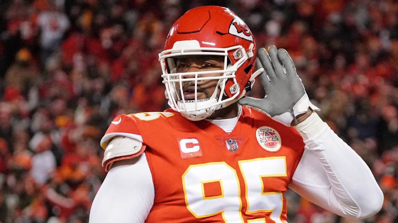 Chiefs' Chris Jones hints he's willing to hold out until Week 8 - ESPN