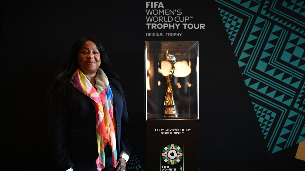 FIFA sec. general, top female official, to depart