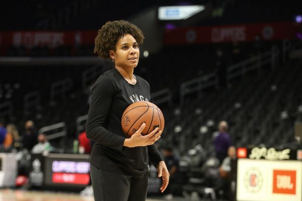 Kings 1st to hire 2 women to lead G League team