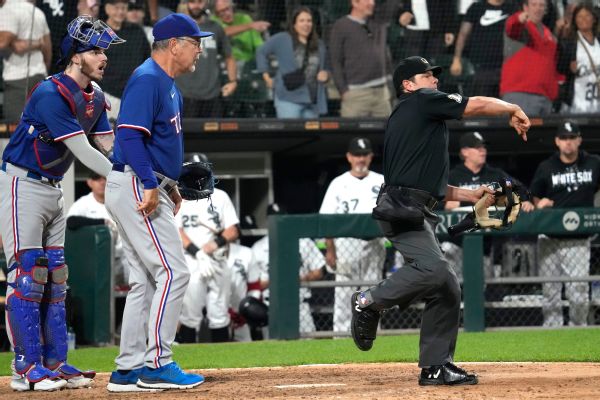 Ejected Bochy ‘dumbfounded’ by overturned call