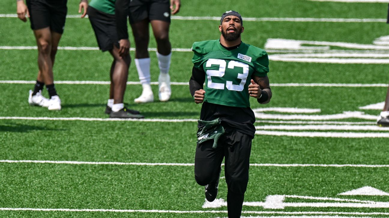 Sources - Tests show torn ACL for Jets safety Chuck Clark - ESPN