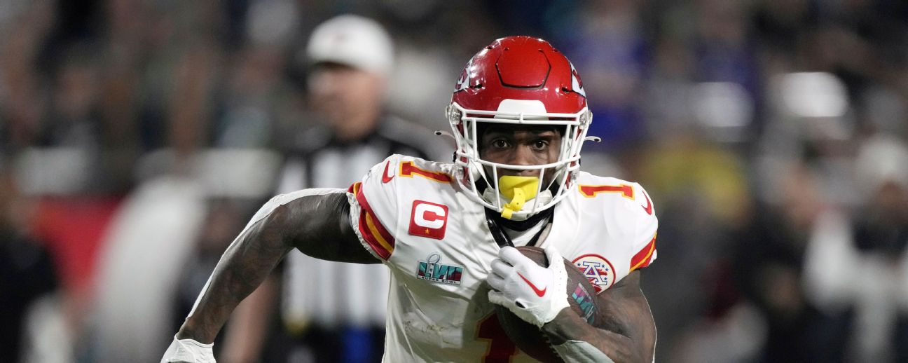 Isiah Pacheco Pops for 158 Total Yards, Chiefs Edge Jets 23-20