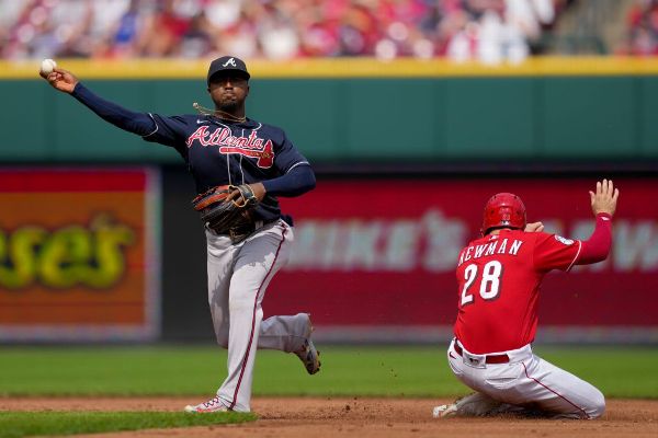 Braves end Reds’ 12-game win streak in slugfest