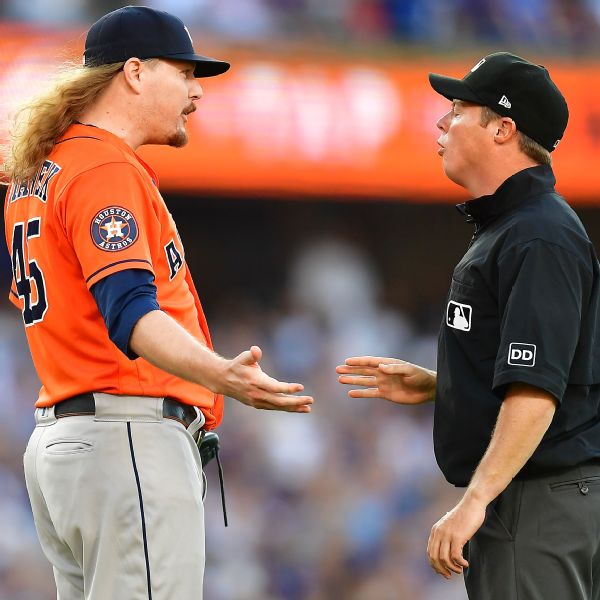 Stanek goes 'ballistic' after balk, Astros fall in L.A.