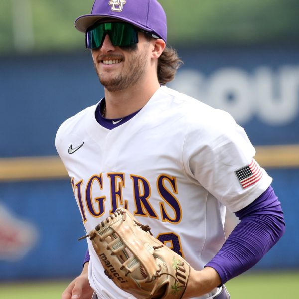 LSU’s Crews honored with Golden Spikes Award