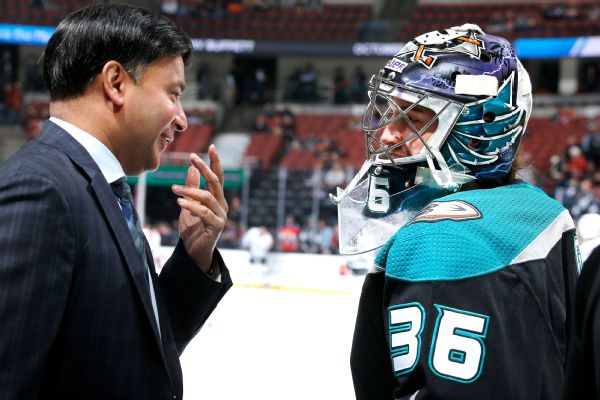 Ducks goaltending coach cancer-free one year after diagnosis