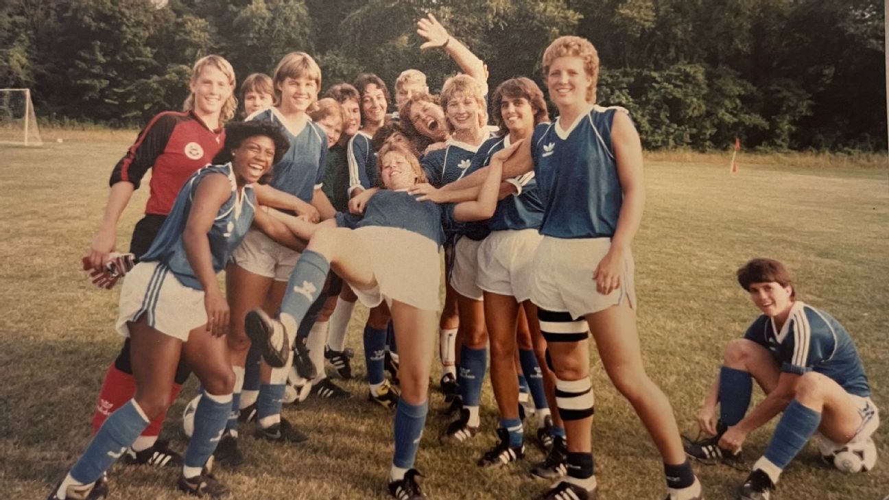 Before the USWNT's influx of soccer moms, there was Joan Dunlap, who paved the way