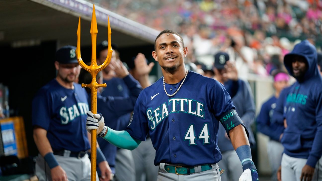 Luis Robert Jr. joins 2023 Home Run Derby