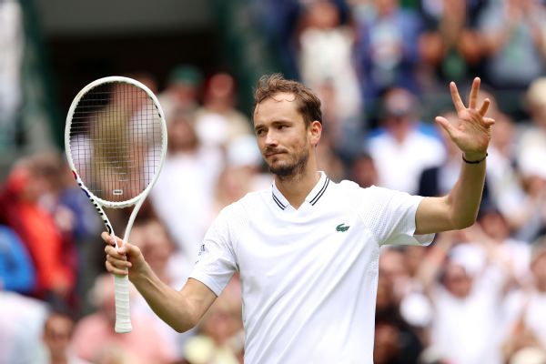 Medvedev tops British WC Fery at Wimbledon