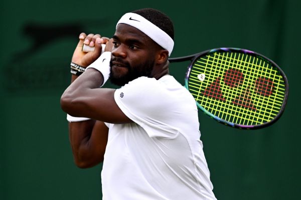 Tiafoe bounced from Wimbledon in straight sets