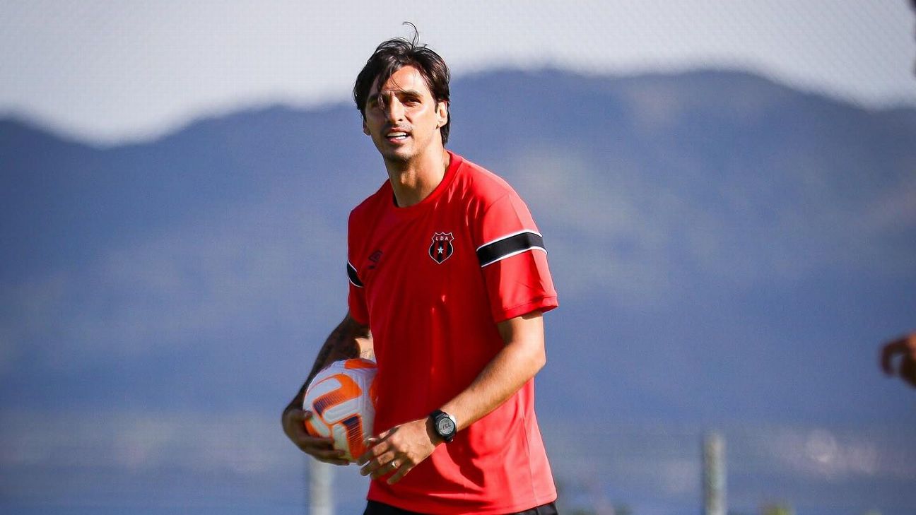 Bryan Ruiz revela que tipo de entrenador será - ESPN