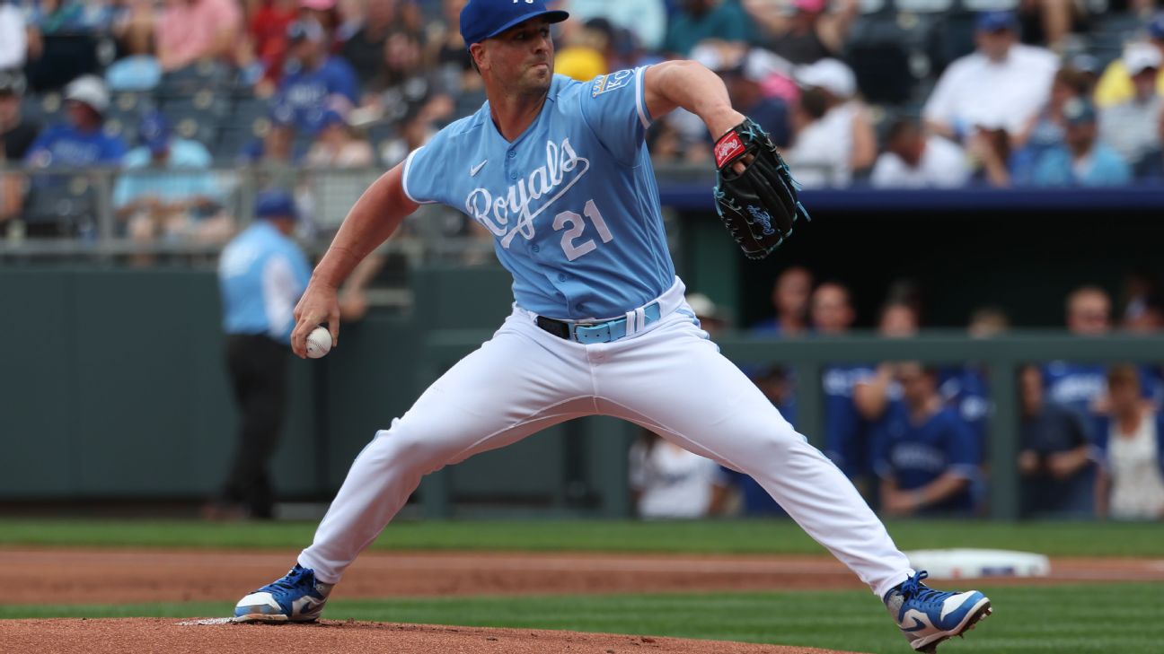 Royals trade Mayers to White Sox for cash