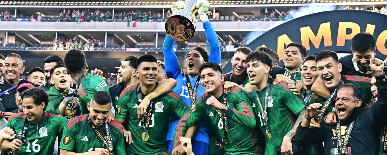 CONCACAF Gold Cup Final Trophy Ceremony: Mexico's Guillermo Ochoa