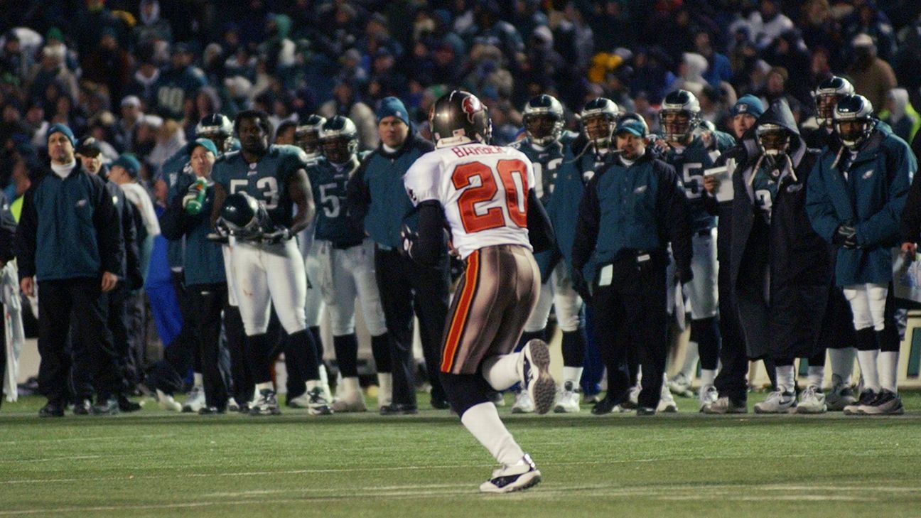 How Ronde Barber's iconic pick-six helped spark a franchise and a