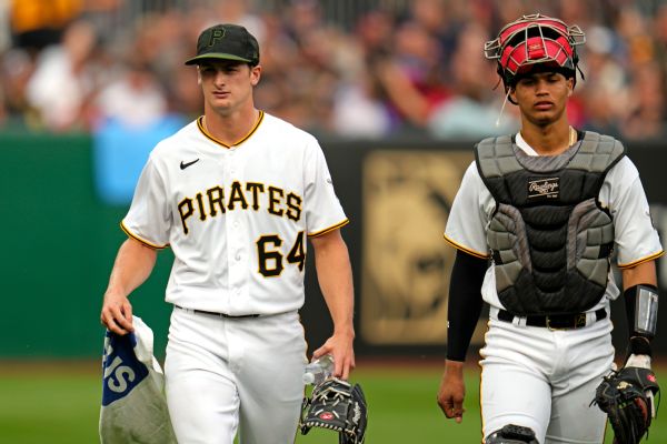 Rodríguez, Priester debut in 1st for Bucs since '43