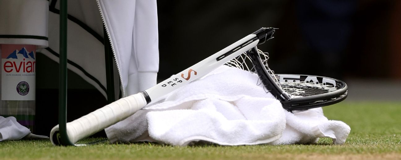 Djokovic gets $8,000 fine for smashing racket