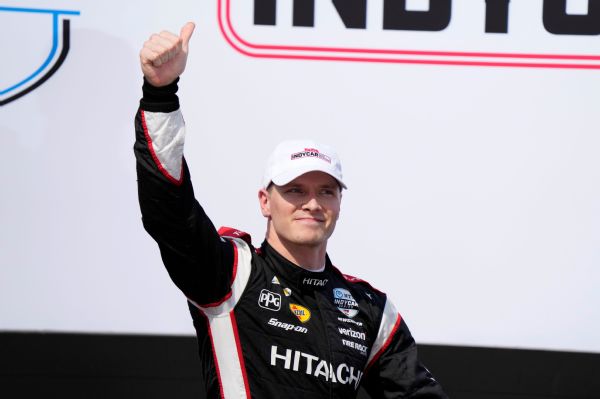 Newgarden continues IndyCar oval dominance