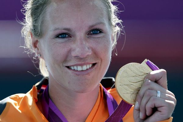 Wheelchair tennis great Vergeer enshrined in HOF