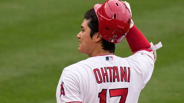 RUMOR: Julio Urias would be 'great fit' for Angels, Padres if Dodgers sign  Shohei Ohtani, per insider