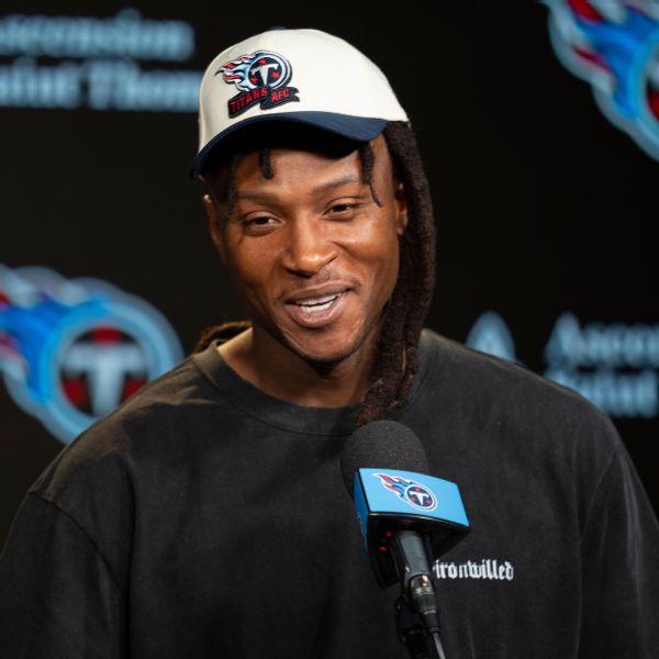 Hopkins looks forward to mentoring Titans WRs
