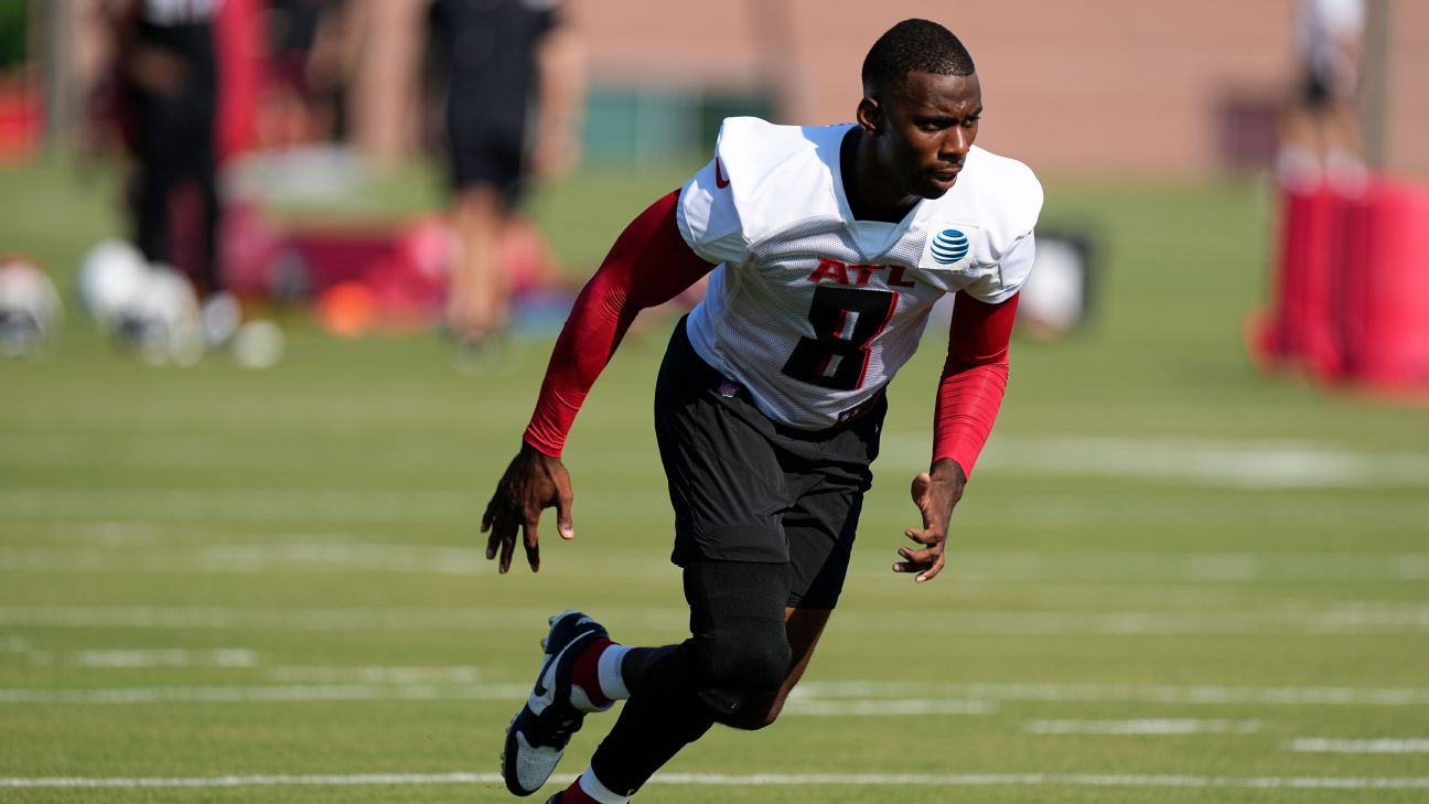 Falcons' Kyle Pitts breezed through first minicamp practice